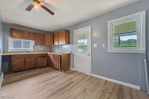 4316 Pleasant St, Willard, OH 44890 - Photo 15