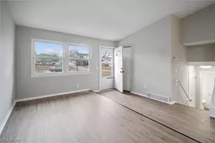 6699 Deer Ct, Huber Heights, OH 44146 - Photo 5