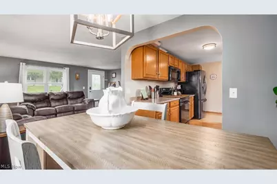 948 N Moorewood Drive, Zanesville, OH 43701 - Photo 9