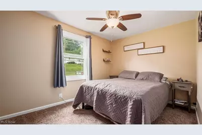 948 N Moorewood Drive, Zanesville, OH 43701 - Photo 13
