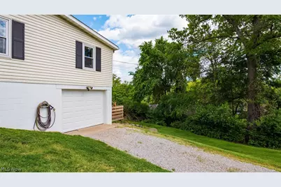 948 N Moorewood Drive, Zanesville, OH 43701 - Photo 19
