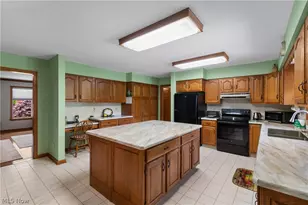 2615 Canaan Dr, Uniontown, OH 44685 - Photo 15