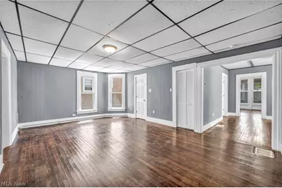 1004 East Avenue, Elyria, OH 44035 - Photo 13