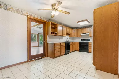 1478 Plateau Street NE, Uniontown, OH 44685 - Photo 13