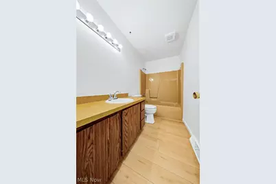 5770 Bradley Road, North Olmsted, OH 44070 - Photo 19