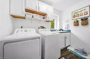 10830 Lakebrook Dr, Kirtland, OH 44094 - Photo 21