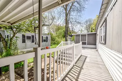 112 Lakeside Way SW, Warren, OH 44481 - Photo 3