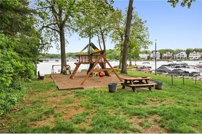 3875 N Glenridge Road, Akron, OH 44319 - Photo 39