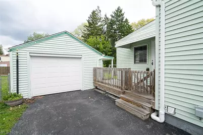 4020 Stratmore Avenue, Youngstown, OH 44511 - Photo 19