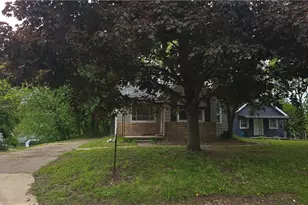 146 Hermann St, Barberton, OH 44203 - Photo 3