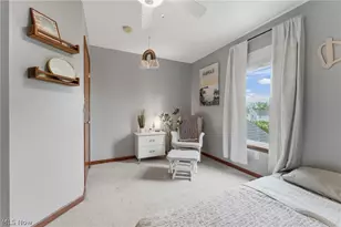 198 Gatwick Grove Cir, Wadsworth, OH 44281 - Photo 29