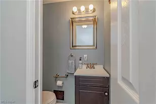 4933 Fairlawn Rd, Lyndhurst, OH 44124 - Photo 21