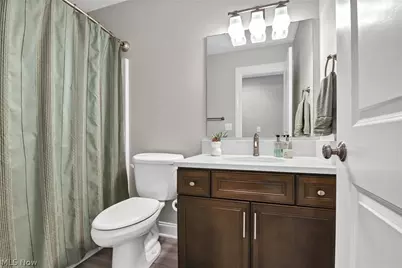 9000 Crooked Creek Lane, Grandview Heights, OH 44147 - Photo 29