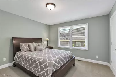 9000 Crooked Creek Lane, Grandview Heights, OH 44147 - Photo 23
