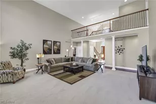 9000 Crooked Creek Ln, Grandview Heights, OH 44147 - Photo 13