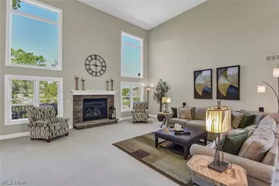 9000 Crooked Creek Lane, Grandview Heights, OH 44147 - Photo 3