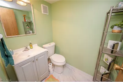 4463 Nantucket Drive, Youngstown, OH 44515 - Photo 15