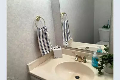 1250 S Sawburg Avenue, Alliance, OH 44601 - Photo 23