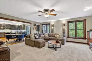 607 Highwood Dr, Cuyahoga Falls, OH 44223 - Photo 3