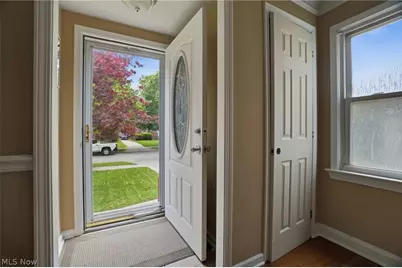 350 E 210th Street, Euclid, OH 44123 - Photo 3