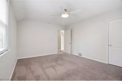 350 E 210th Street, Euclid, OH 44123 - Photo 21