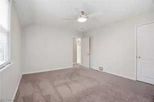 350 E 210th St, Euclid, OH 44123 - Photo 21
