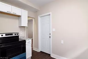 425 E 120th St, Loveland, OH 44108 - Photo 17