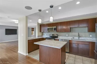 7407 Battery Park Boulevard #H7407, Loveland, OH 44102 - Photo 3