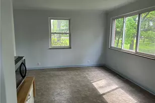 8404 Avery Rd, Grandview Heights, OH 44147 - Photo 9