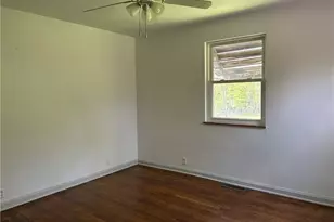 8404 Avery Rd, Grandview Heights, OH 44147 - Photo 11