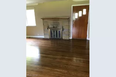 8404 Avery Road, Grandview Heights, OH 44147 - Photo 5