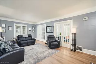 245 N Highland Ave, Akron, OH 44303 - Photo 5
