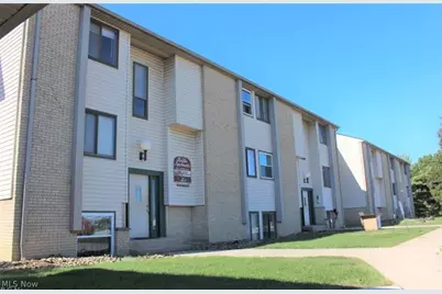 623 Lovers Lane #B-3, Steubenville, OH 43953 - Photo 1