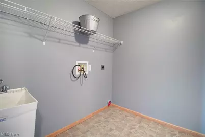 3900 Edinburgh Drive, Medina, OH 44256 - Photo 9