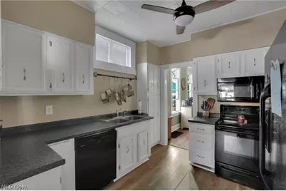510 N Mulberry Street, Logan, OH 43138 - Photo 9