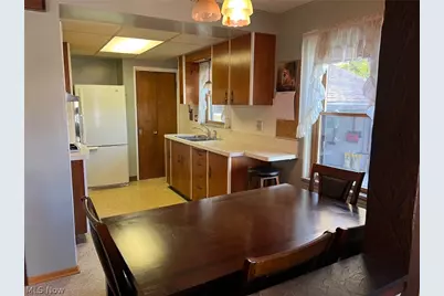 6402 Dora Boulevard, Independence, OH 44131 - Photo 5