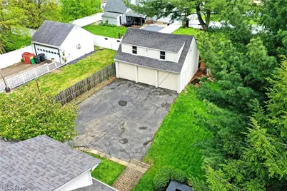322 Genesee Avenue NE, Warren, OH 44483 - Photo 7