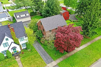 322 Genesee Avenue NE, Warren, OH 44483 - Photo 9