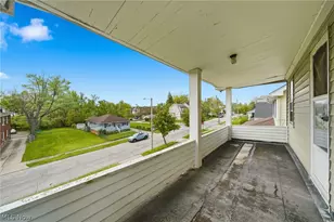 13611 Beachwood Ave, Loveland, OH 44105 - Photo 15