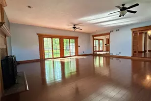 8536 Cherry Hill Pl, Youngstown, OH 44514 - Photo 11