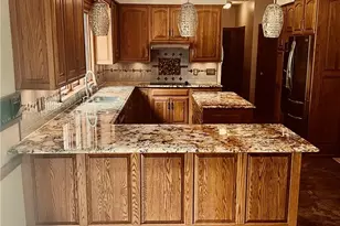 8536 Cherry Hill Pl, Youngstown, OH 44514 - Photo 5