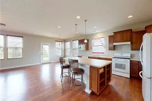 7986 Heatherglen Dr, Mentor, OH 44060 - Photo 9