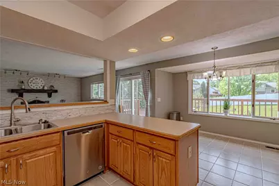 16461 S Red Rock Drive, Strongsville, OH 44136 - Photo 7