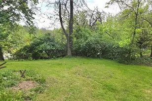 146 N 21st St, Weirton, WV 26062 - Photo 13