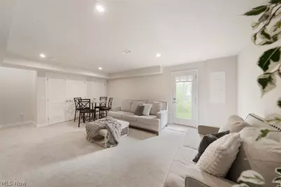 1423 Chateau Place, Avon, OH 44011 - Photo 21