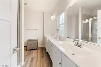 1423 Chateau Place, Avon, OH 44011 - Photo 17