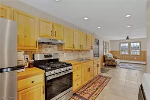 18010 Winterset Ln, Lore City, OH 43755 - Photo 9
