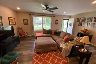 578 Fieldstone Dr, Amherst, OH 44001 - Photo 9