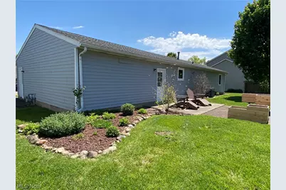 578 Fieldstone Drive, Amherst, OH 44001 - Photo 31