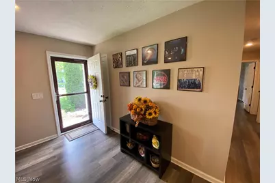 578 Fieldstone Drive, Amherst, OH 44001 - Photo 7